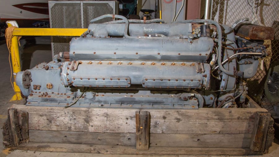 Packard 2500 Marine Engine With Transmission for Sale at Auction