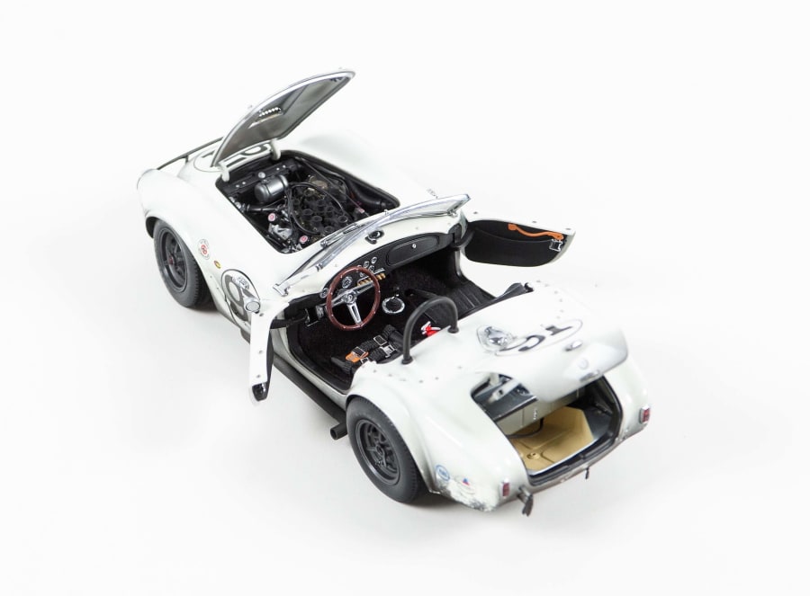Exoto Racing Legends Shelby Cobra 289 Scale Model Cars Die-Cast
