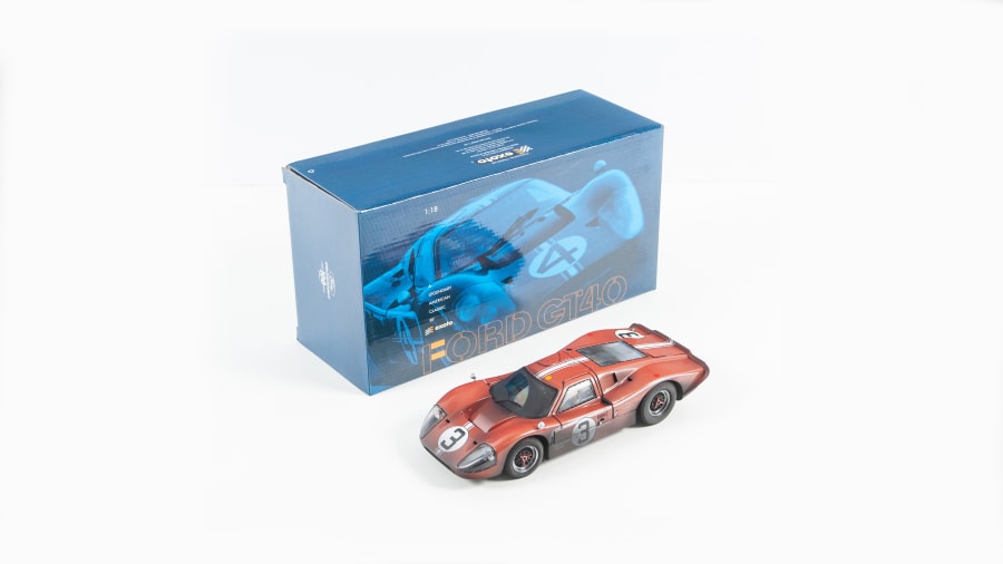 Exoto Racing Legends Ford GT40 MKIV Scale Model Car Die-Cast at