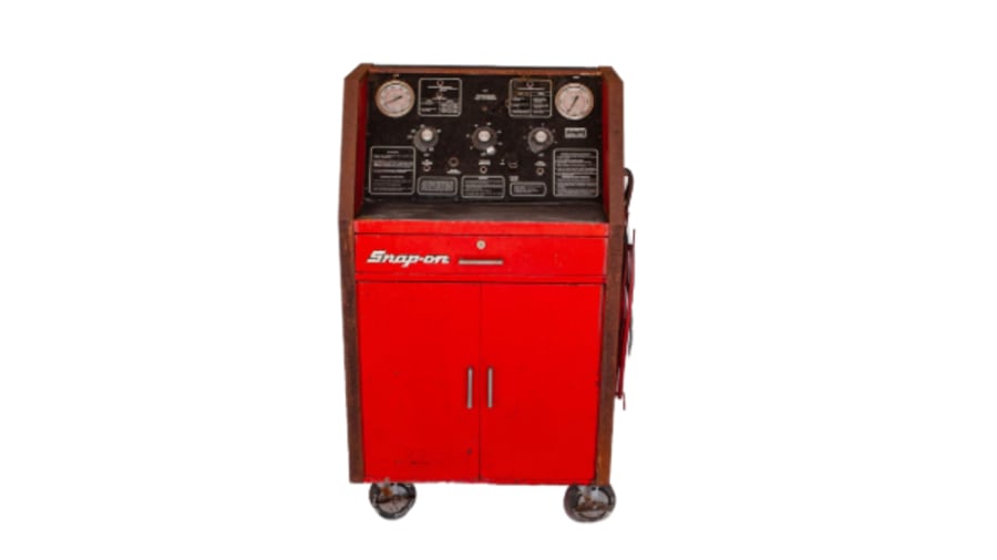 SnapOn Vacuum Pump For AirConditioning at Indy Road Art 2021 as M190