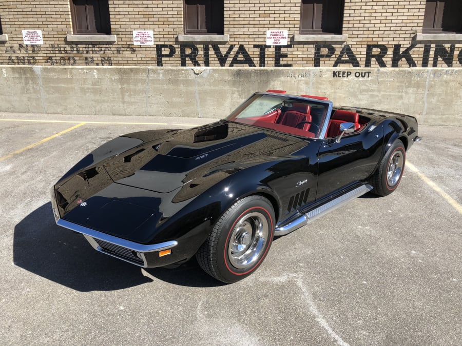 1969 corvette stingray black