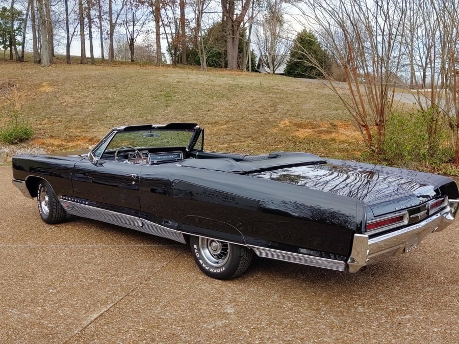 希少！激レア！当時物！PONTIAC BONNEVILLE 3IN1 1966 Pontiac Bonneville | Unique Classic Cars