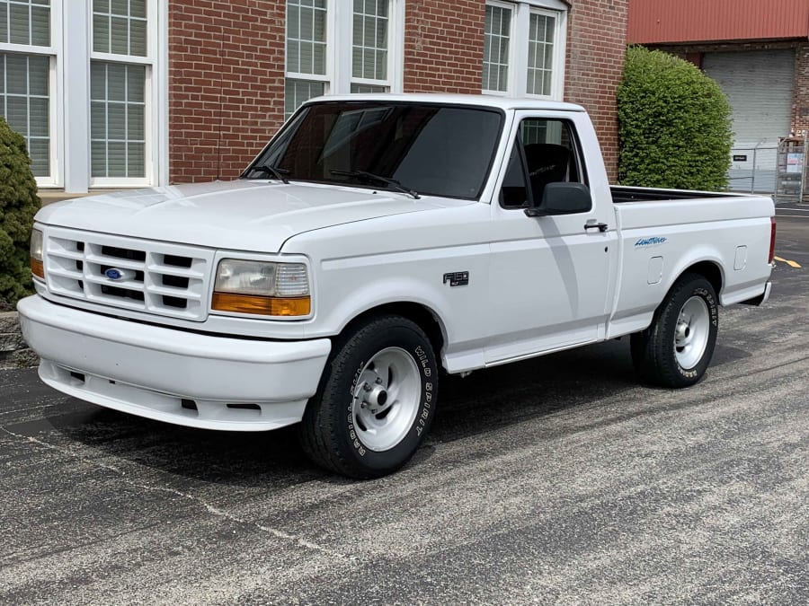 1995 Ford F150 SVT Lightning at Indy 2020 asF6 - Mecum Auctions