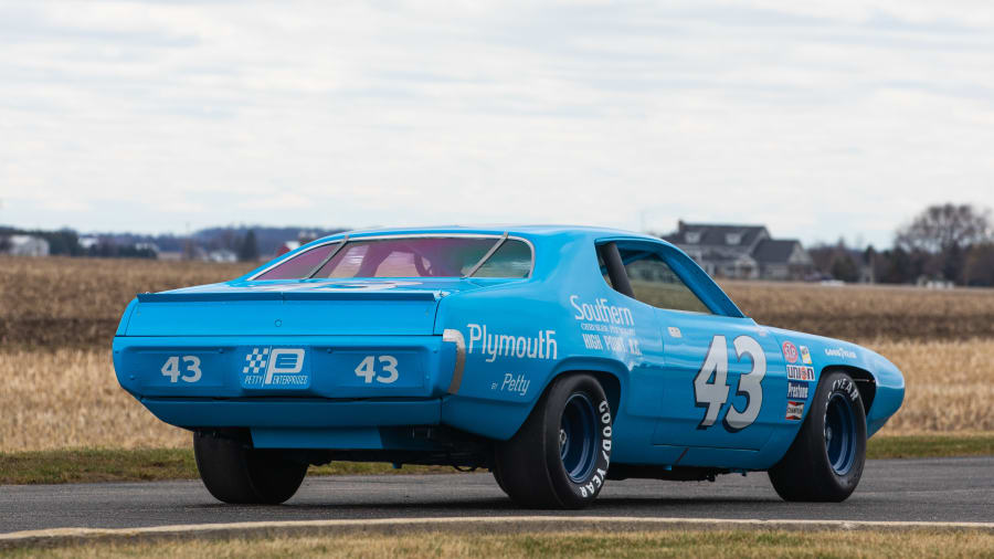 1971 Plymouth Road Runner Richard Petty NASCAR at Indy 2020 as K85