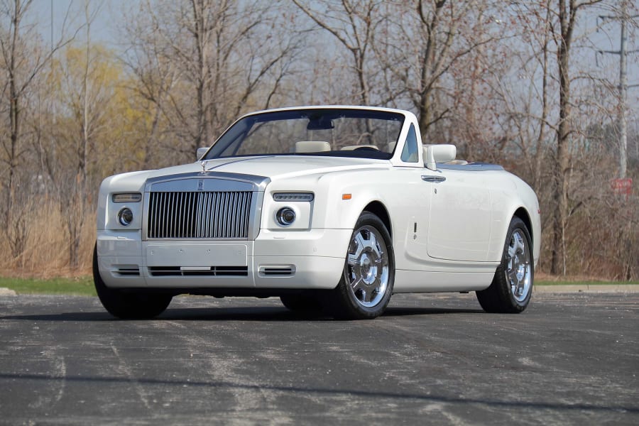 2015 RollsRoyce Phantom Drophead Coupe Nighthawk First Drive 8211  Review 8211 Car and Driver