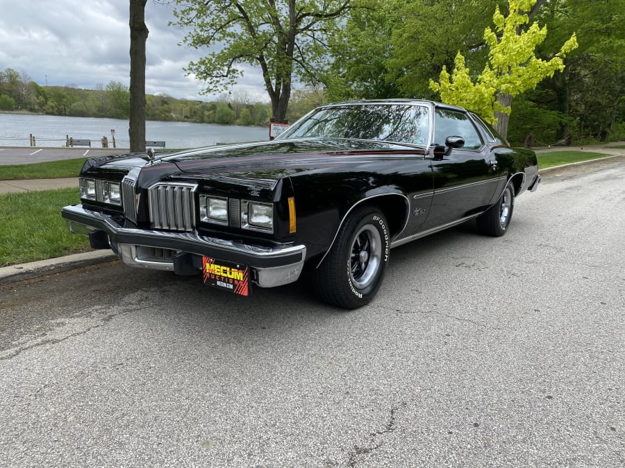 No Reserve: 1977 Pontiac Grand Prix SJ for sale on BaT Auctions - sold for  $14,250 on November 8, 2022 (Lot #90,017)