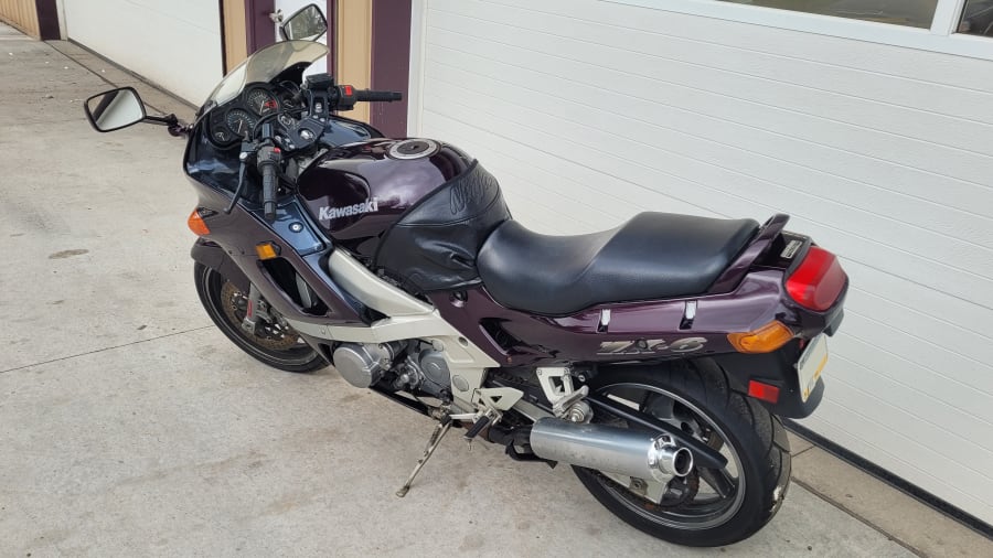 1998 Kawasaki Ninja ZX6 For Sale At Auction - Mecum Auctions