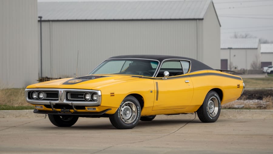 1971 Dodge Charger Super Bee at Indy 2022 as  - Mecum Auctions