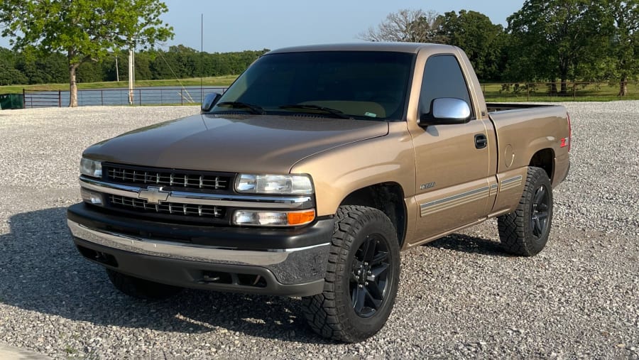 1999 Chevrolet Silverado Z71 Pickup for Sale at Auction Mecum Auctions