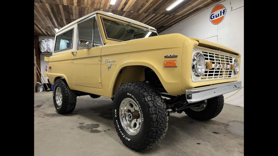 1975 Ford Bronco Denver Broncos Edition for sale on BaT Auctions - sold for  $25,000 on March 23, 2020 (Lot #29,309)