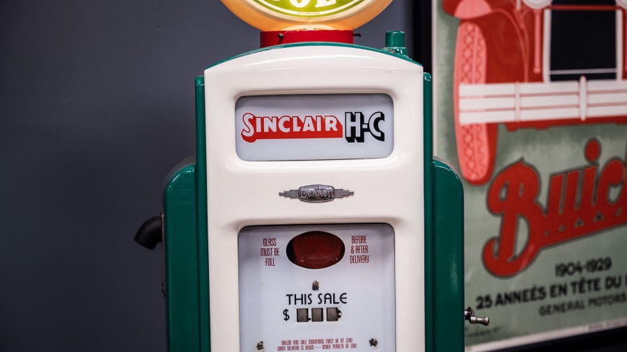 1940 Sinclair H-C Gasoline Bennett Model 541 Gas Pump For Sale At