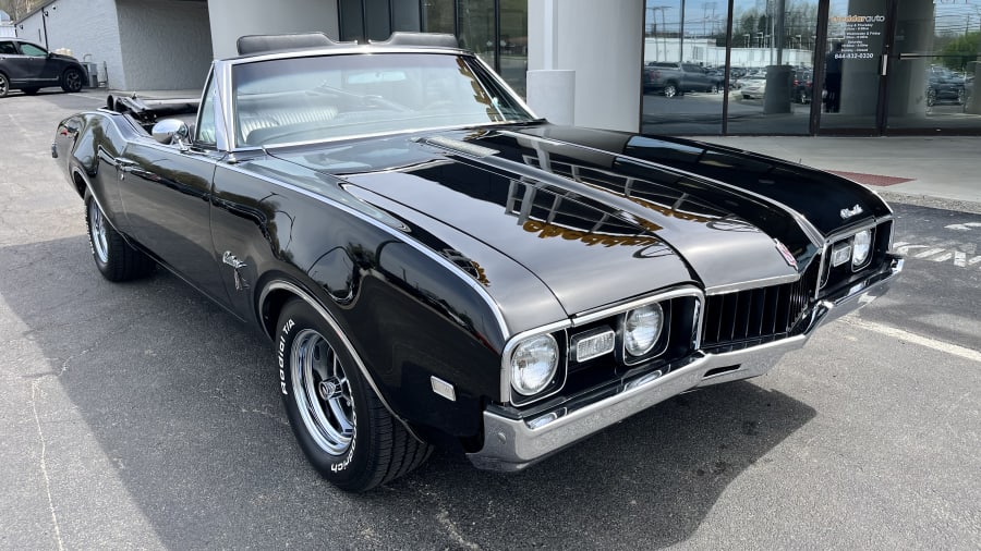 1968 Oldsmobile Cutlass S Convertible for Sale at Auction Mecum