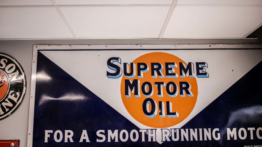 Gulf Supreme Motor Oil Sign - ガルフ Sale Reproduction Embossed