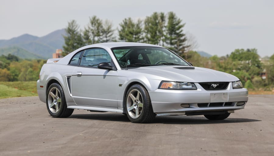 2000 mustang gt weight