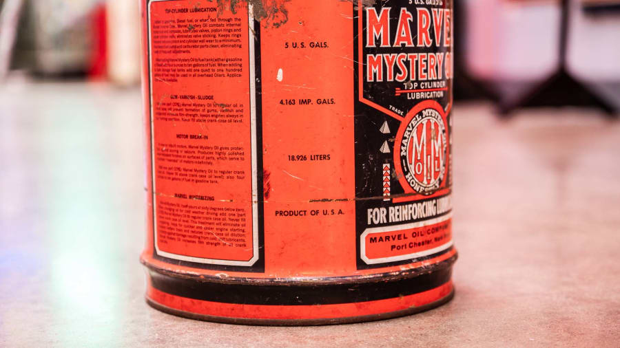 Sold at Auction: EARLY EMEROL MFG NEW YORK MARVEL MYSTERY OIL CAN