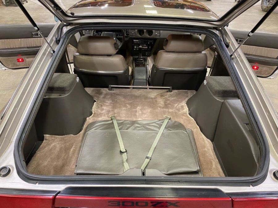 専用出品 1985 Nissan 300ZX For Sale At Auction - Mecum Auctions
