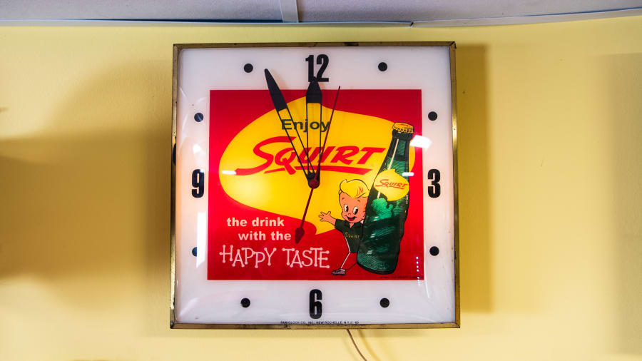 1960 Squirt Soda Pam Lighted Bubble Clock at The World’s Largest Road