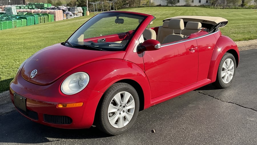 2010 Volkswagen Beetle Convertible for Sale at Auction Mecum Auctions