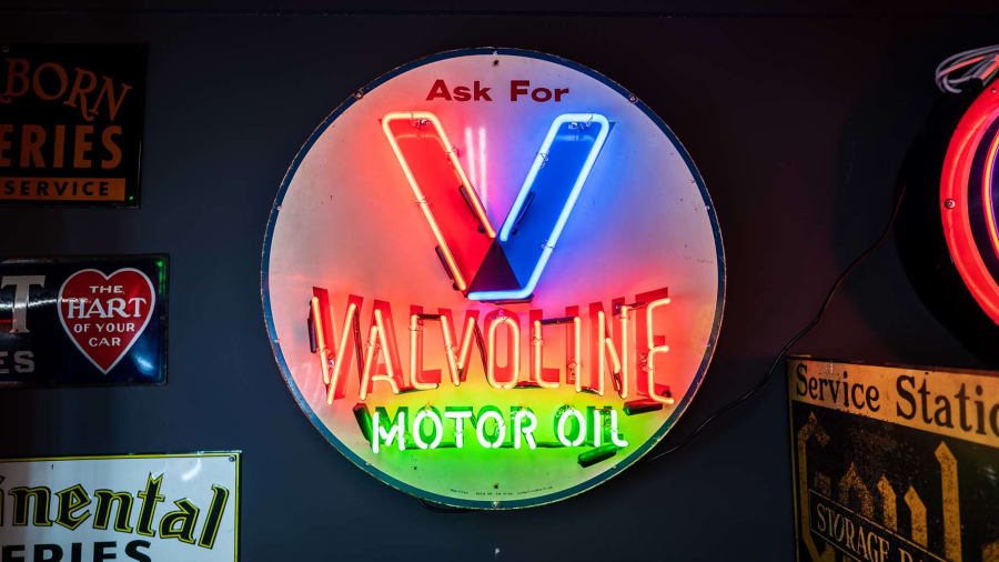 1950s Valvoline Motor Oil Single-Sided Tin Neon Sign For Sale At