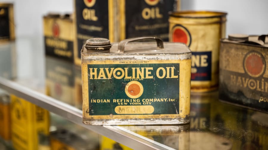 Havoline Motor Oil 1Gallon Oil Can for Sale at Auction Mecum Auctions