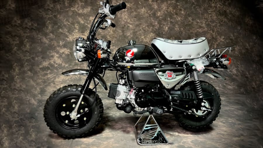 2017 Honda Z50 Monkey 50th Anniversary For Sale At Auction 2017 Honda Z50 Monkey 50th Anniversary For Sale At Auction