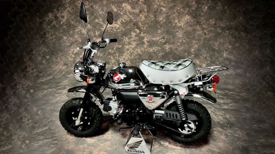 2017 Honda Z50 Monkey 50th Anniversary For Sale At Auction 2017 Honda Z50 Monkey 50th Anniversary For Sale At Auction