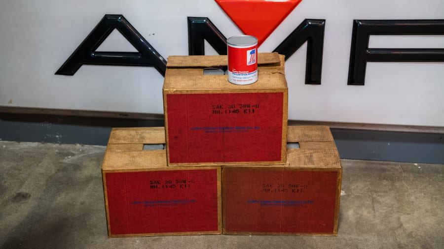 HarleyDavidson PreLuxe Motorcycle 1 Quart Oil Cans for Sale at