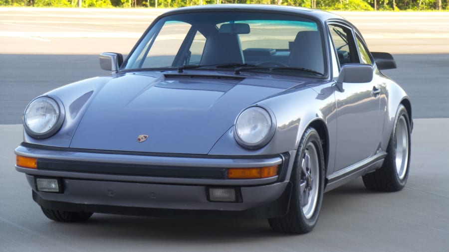 1987 Porsche 911 Carrera Coupe image 1