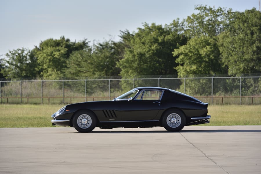 激レア!!★Blackstract - BKNY / Streets★RARE 1965 Ferrari 275 GTS Expected to Fetch $1.8 Million at