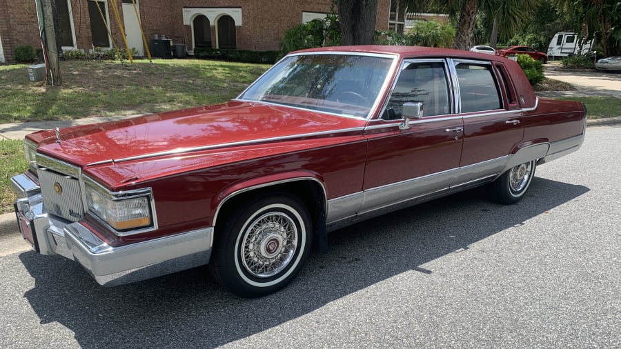 1990-cadillac-fleetwood-brougham-for-sale-at-auction-mecum-auctions