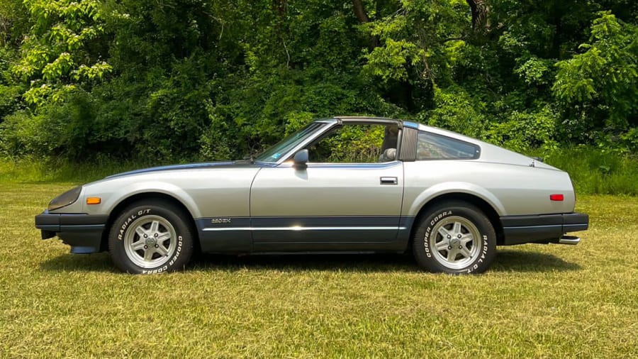 ヘドンホホ No Reserve: 1983 Datsun 280ZX Turbo 5-Speed for sale on BaT