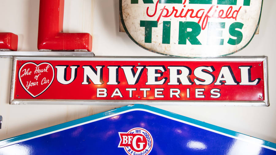 Reliable Battery Sign Universal Batteries Single-Sided Tin Sign for Sale at Auction - Mecum ...
