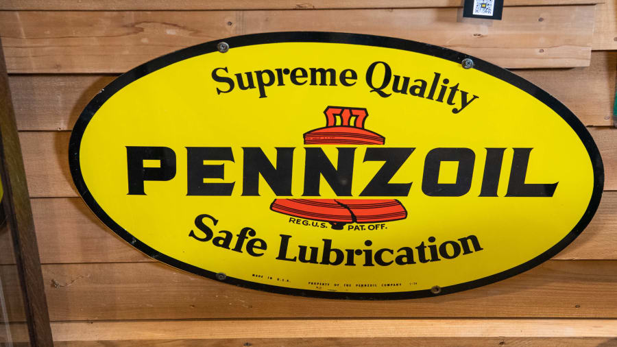 Pennzoil SingleSided Tin Sign for Sale at Auction Mecum Auctions