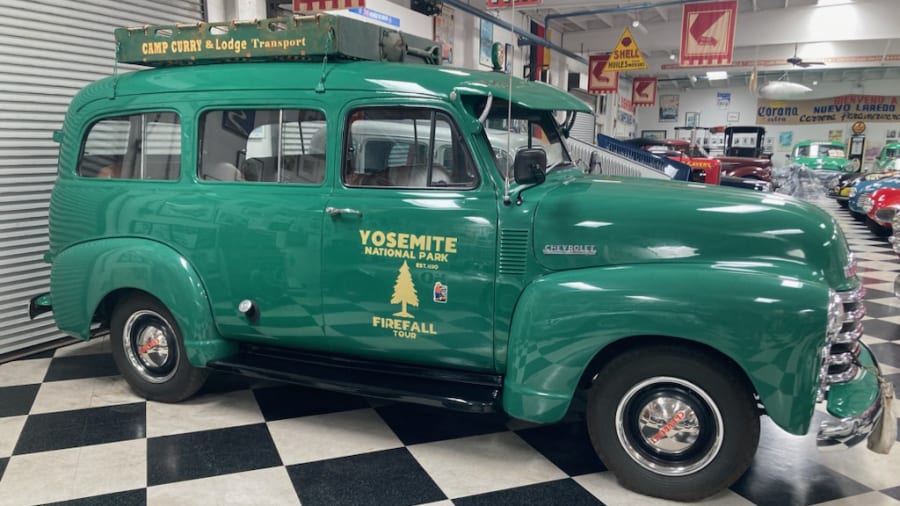 1952 Chevy Suburban