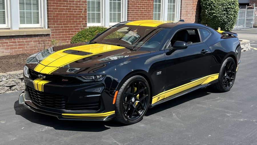 Hertz, Hendrick Motorsports team up to create custom Camaros