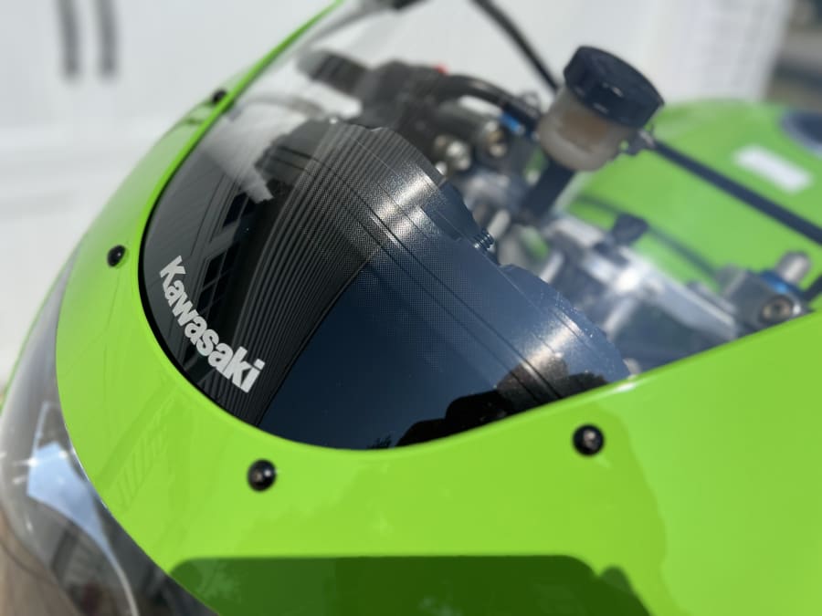 1998 Kawasaki Ninja ZX-9R For Sale At Auction - Mecum Auctions