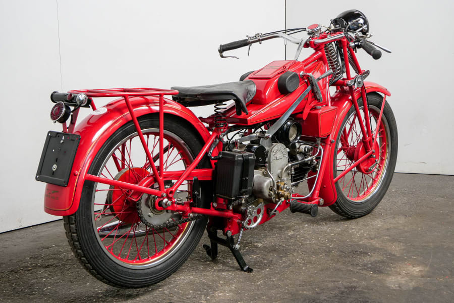 趣味・スポーツ・実用 Moto Guzzi The Complete History from 192 趣味