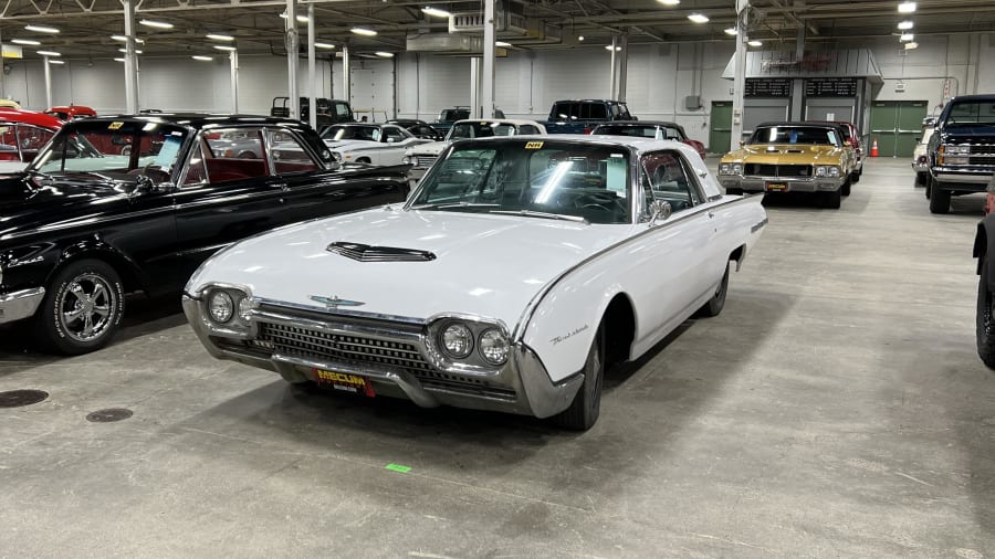 1962 Ford Thunderbird