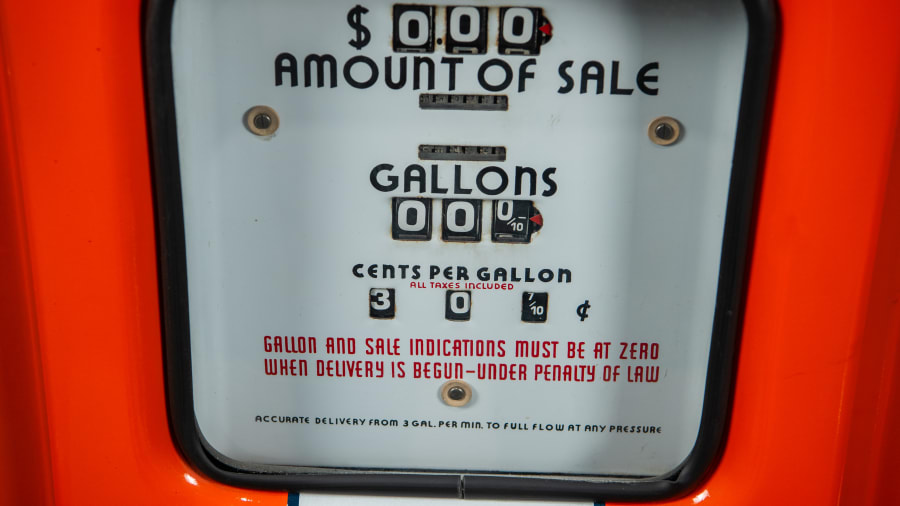 1940s-1950s Gulf Bennett Model 766 Gas Pump For Sale At Auction