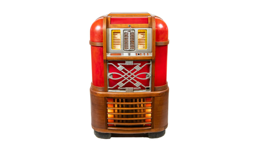 1940 Rock-Ola Master Luxury Lightup Series D Jukebox For