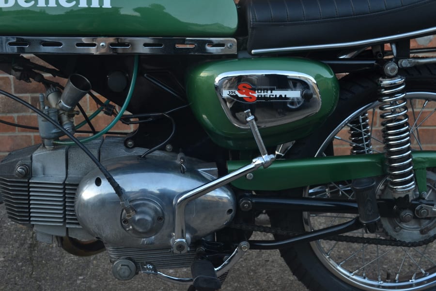 Jeu De Pistons Neufs Pour Benelli 125 Bicylindrique 1972 - Cylindrée 42,47, Réf. 7380004247