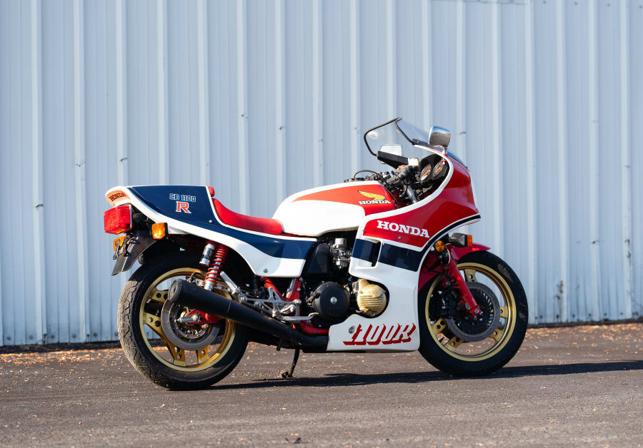 MINICHAMPS 122161701 Scale 1/12 | HONDA CB1100R (RC II) 1982