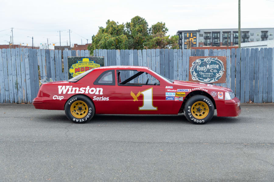 NASCAR ボディー FORD T-BIRD 1986 Ford Thunderbird NASCAR For Sale At Auction - Mecum Auctions