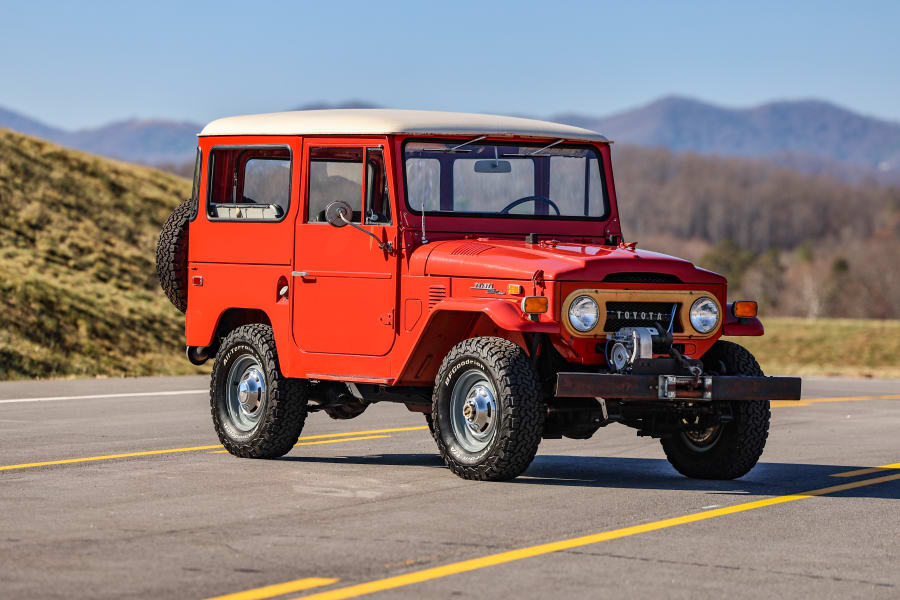 1972 Toyota FJ-40 Land Cruiser For Sale At Auction - Mecum Auctions