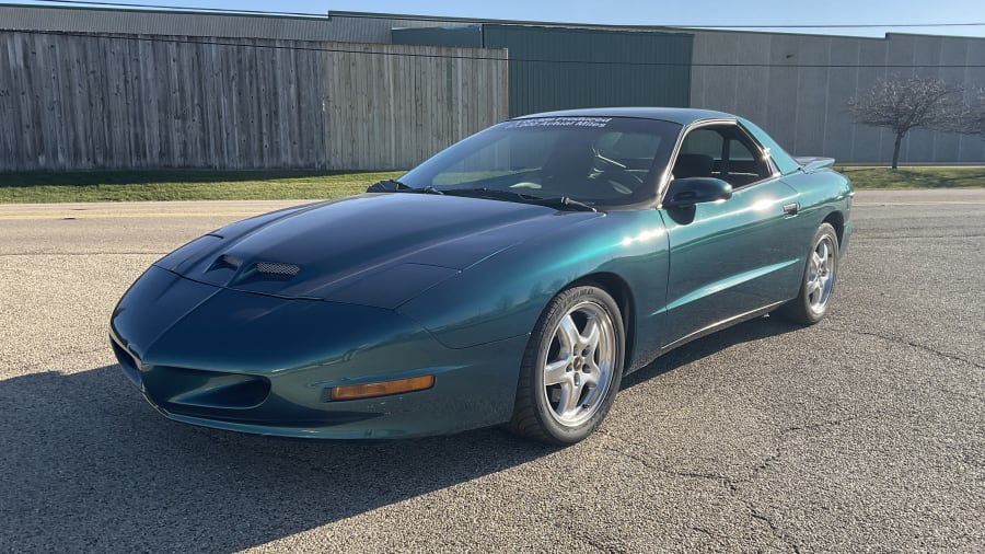 1995 Pontiac Firebird Formula for Sale at Auction - Mecum Auctions