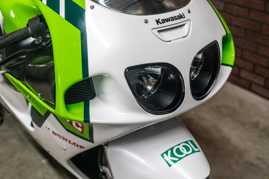 K 2001 Kawasaki ZX-7R For Sale At Auction - Mecum Auctions