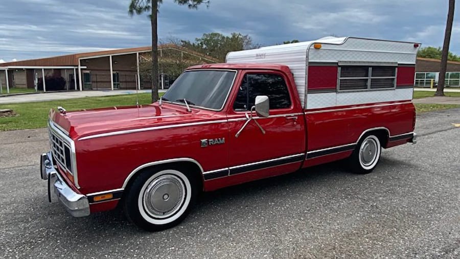 1985 Dodge D1500 Camper for Sale at Auction - Mecum Auctions