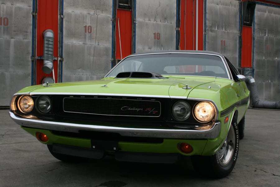 グリーンライト1970 Dodge Challenger R/T 426ヘミ 1970 Dodge Challenger R/T 426 HEMI The Black Ghost | Greenlight