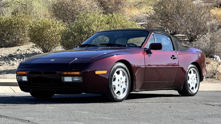 1990 Porsche 944 S2