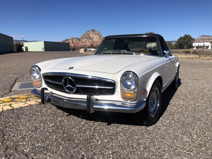 1969 Mercedes-Benz 280SL